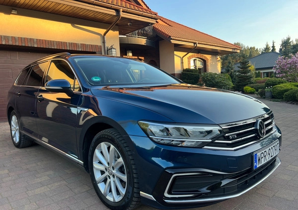 Volkswagen Passat cena 92500 przebieg: 65000, rok produkcji 2020 z Ciężkowice małe 781